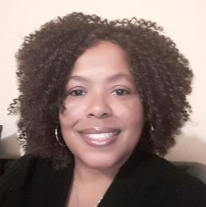 Meet your Posher, Angie